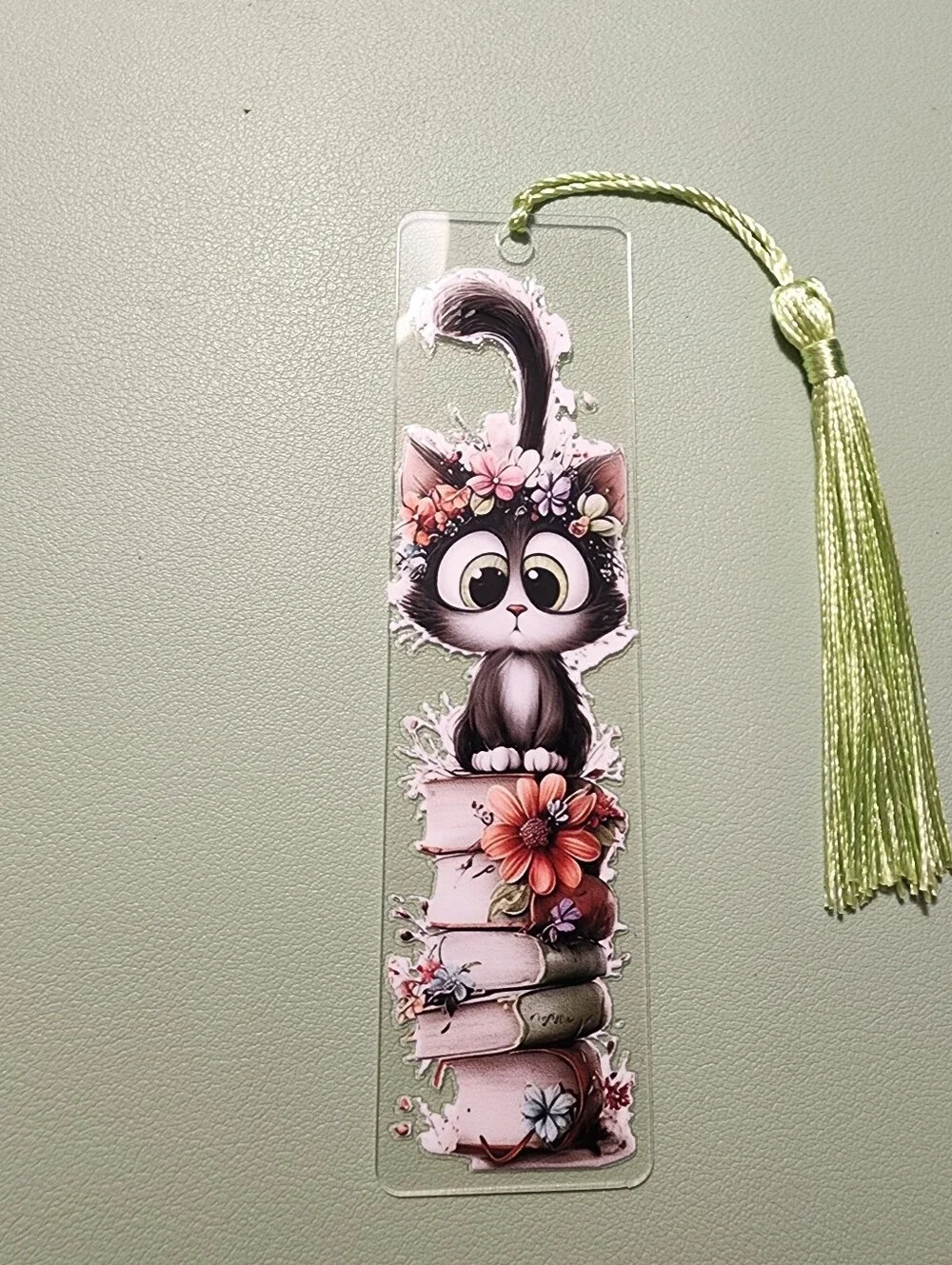 Cute Cat Floral Bookmark - Green Tassel